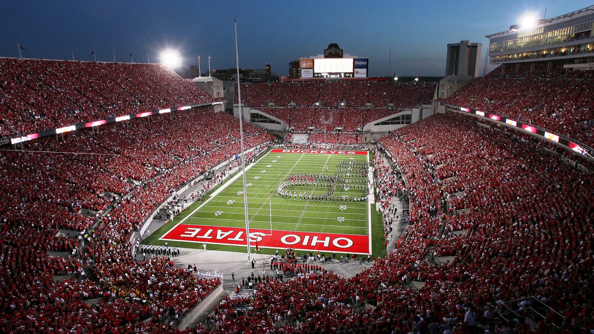 德甲：勒沃库森3-2逆转福尔索斯堡，恩昆库中场表现出色，勒沃库森vs